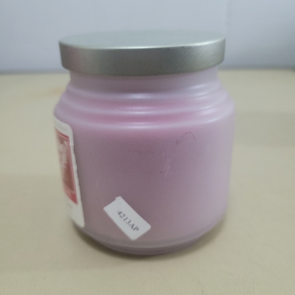 The Home Collection Hot Baked Apple Pie Scented Candle Comforts Of Home - Picture 4 of 10